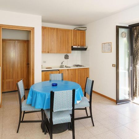 Residence In Camping Solarium Domaso Esterno foto