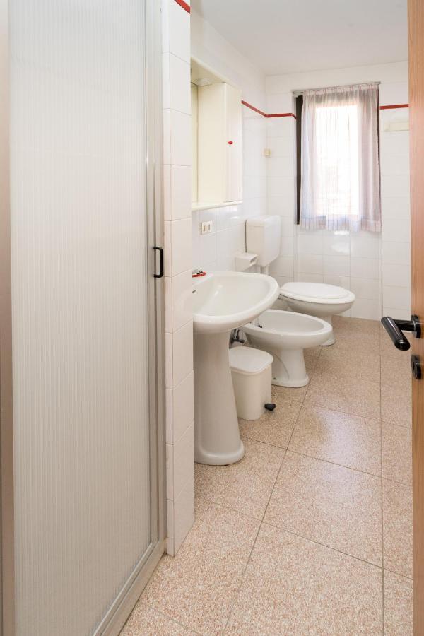 Residence In Camping Solarium Domaso Esterno foto