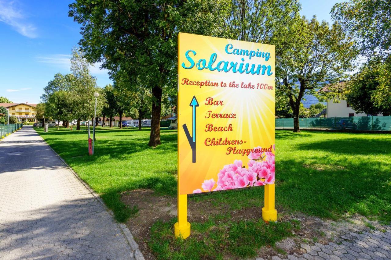 Residence In Camping Solarium Domaso Esterno foto